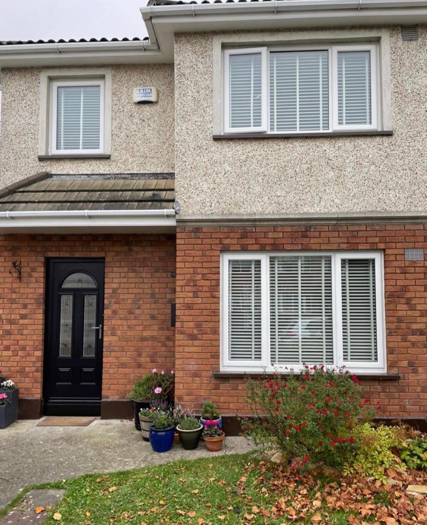 Black arched door, Rathmines